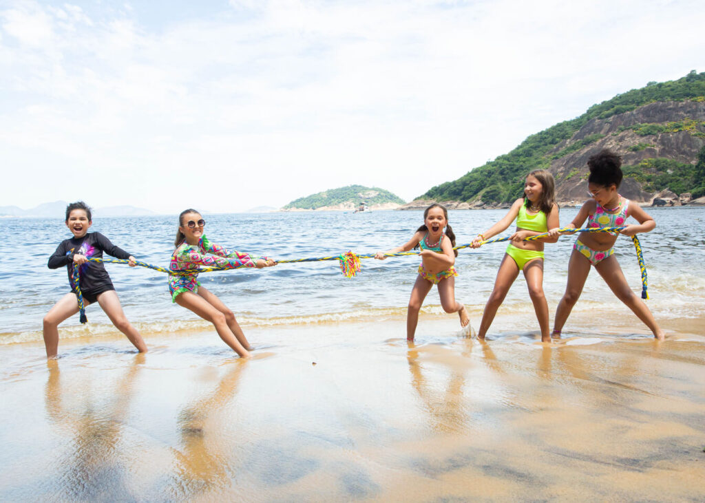 Moda Praia Infantil: Diversão com Estilo da Cecí